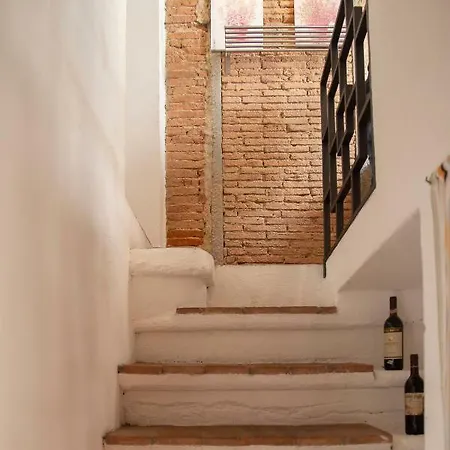 Pepe Nero - Helloelba Apartamento